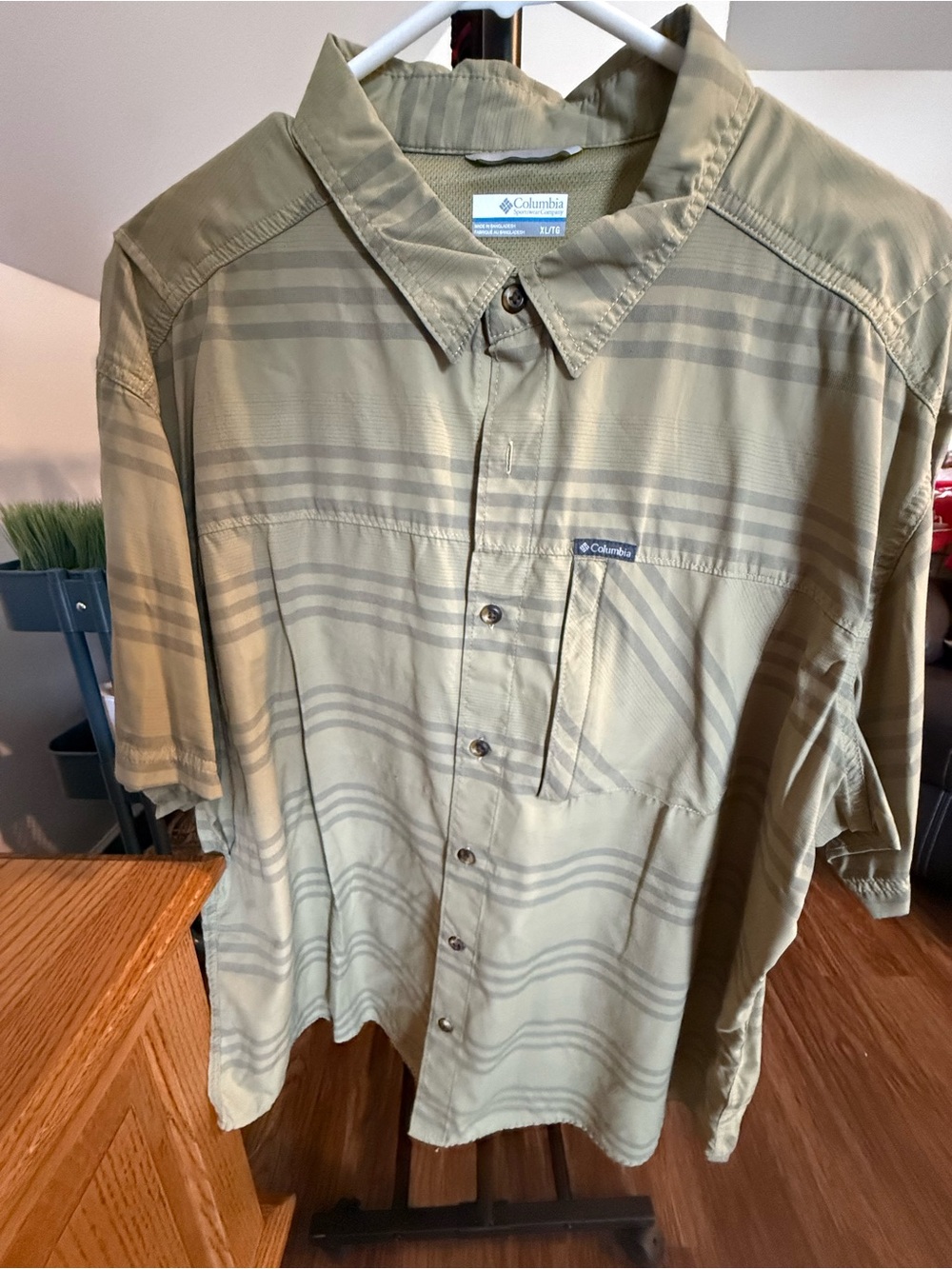 Columbia Short-Sleeve Olive Plaid Button-Down Shirt